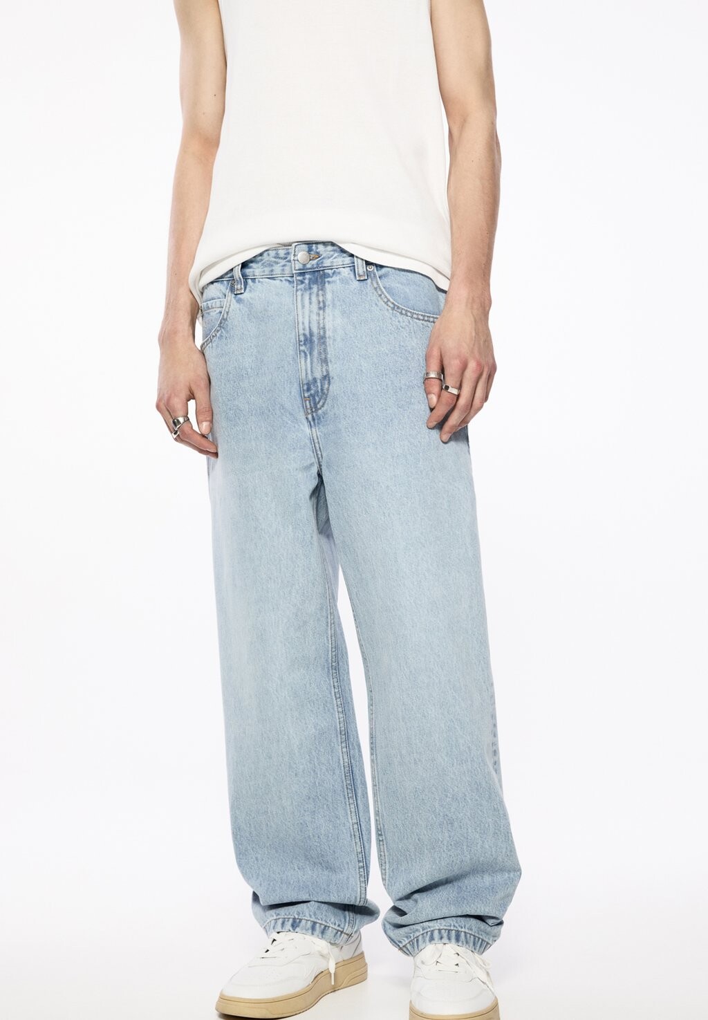 

Джинсы-сигареты Baggy PULL&BEAR, голубой деним