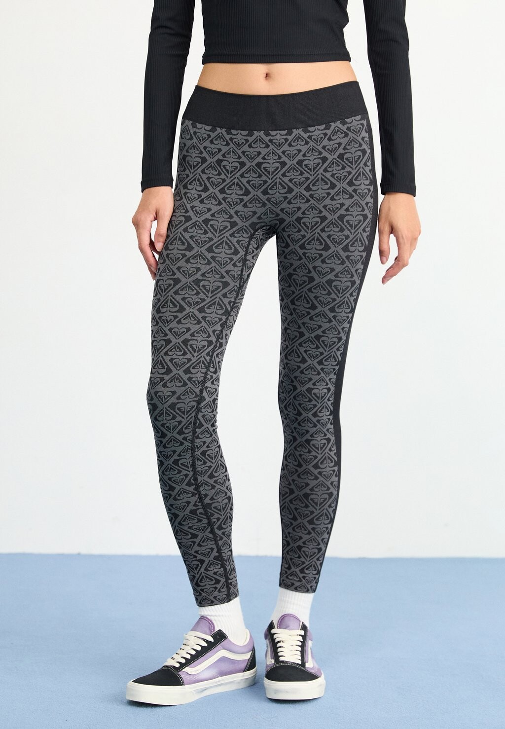 

Леггинсы CHILL OUT SEAMLESS HEART PANTS Leggings Roxy, черный