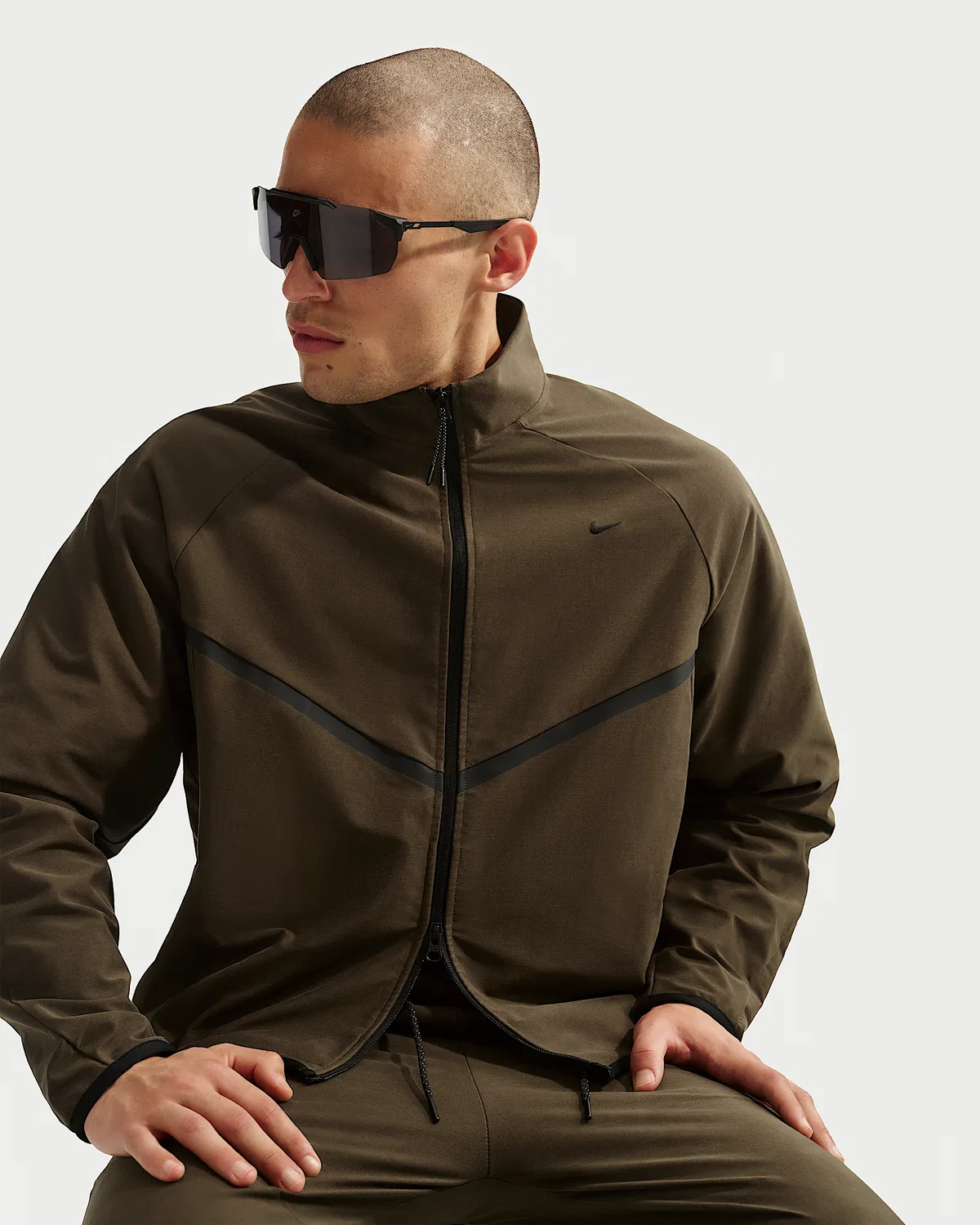 Мужская ветровка Dri-FIT Shori Knit Track Nike Sportswear Tech, Dark Hazel/Black — фото 3