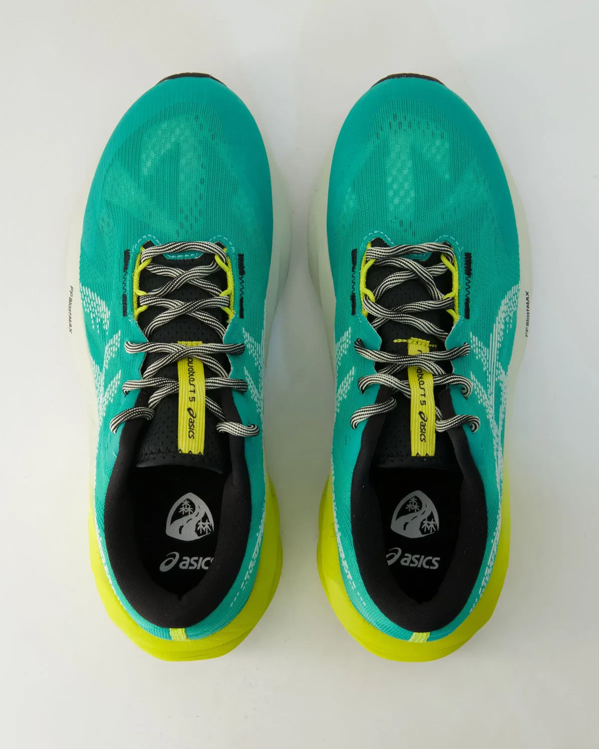Кроссовки для бега Novablast 5 TR, Asics, зеленый — фото 4