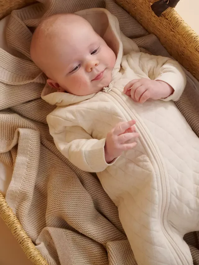 Детский стеганый комбинезон для коляски Baby Essentials, цвет пшеничный меланж Purebaby