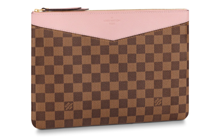 

LOUIS VUITTON Клатч
