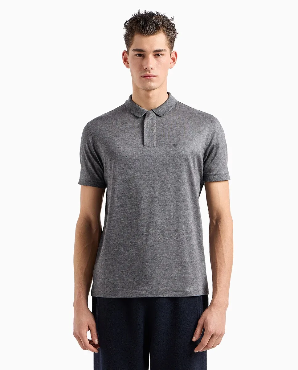 

Мужская рубашка-поло из лиоцелла с однотонными короткими рукавами и застежкой-молнией - незаменимая вещь в путешествии Emporio Armani, серый