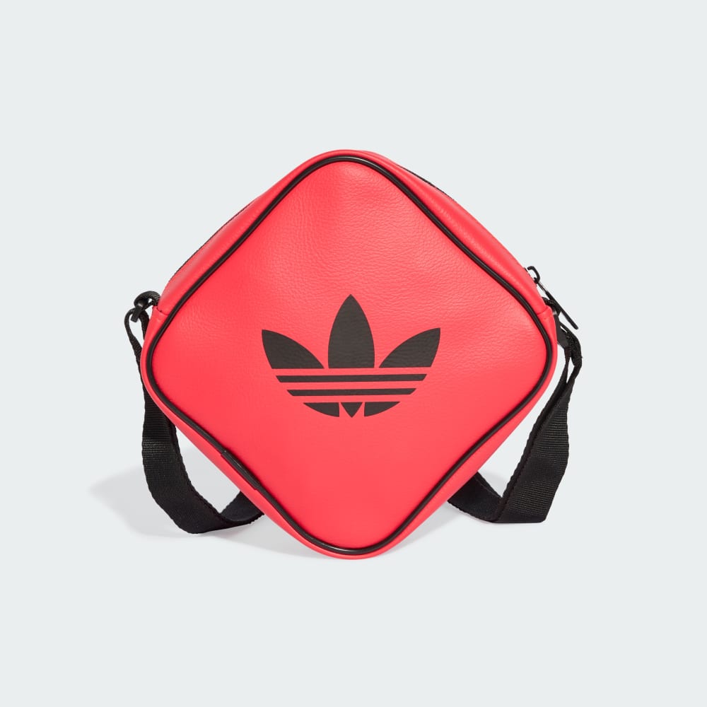 

Спортивная сумка Adidas Adicolor Classic Diamond Bag, цвет Lucid Red