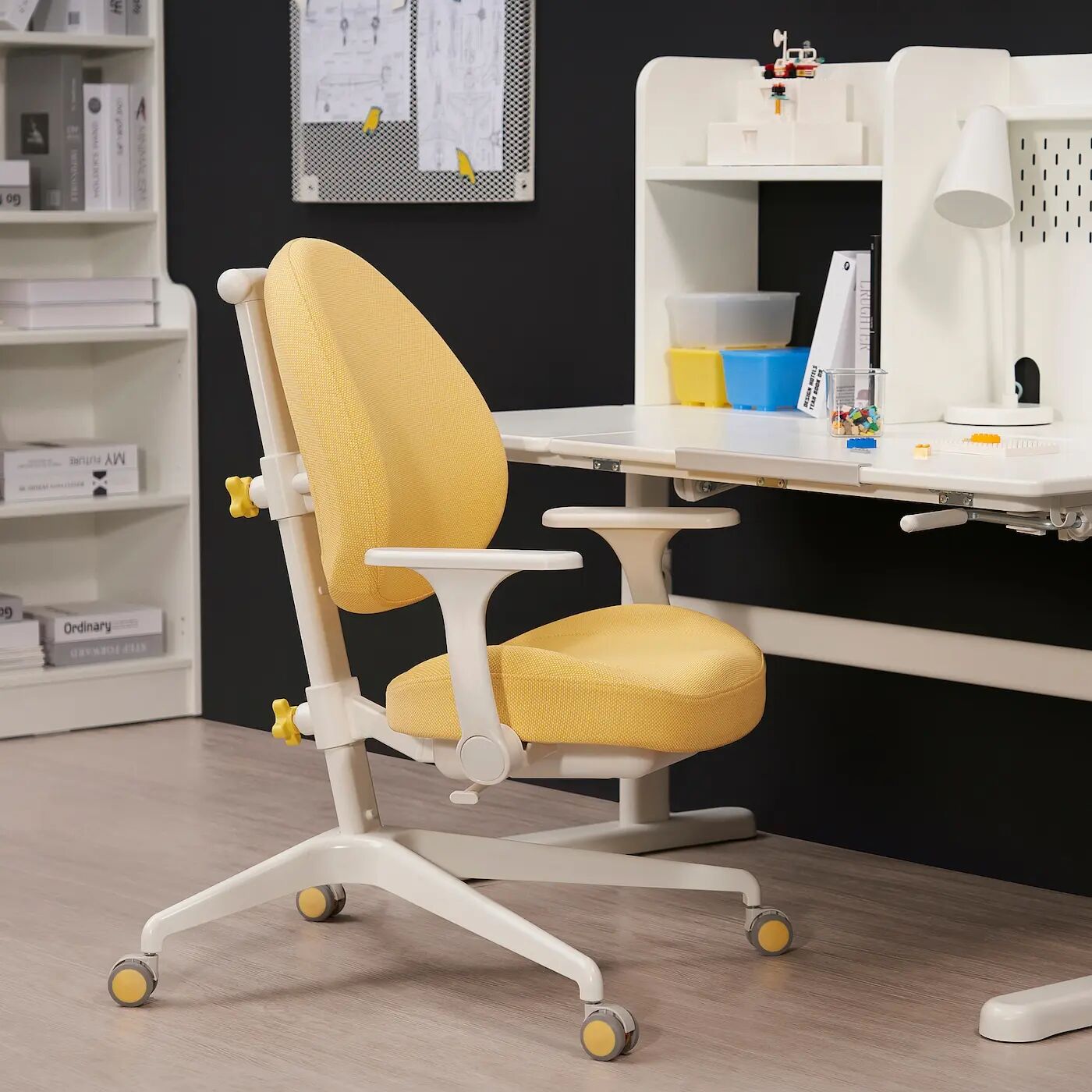 Детский стол+стул с подлокотниками BERGLÄRKA/GUNRIK IKEA, 120x70 см, белый/желтый — фото 4