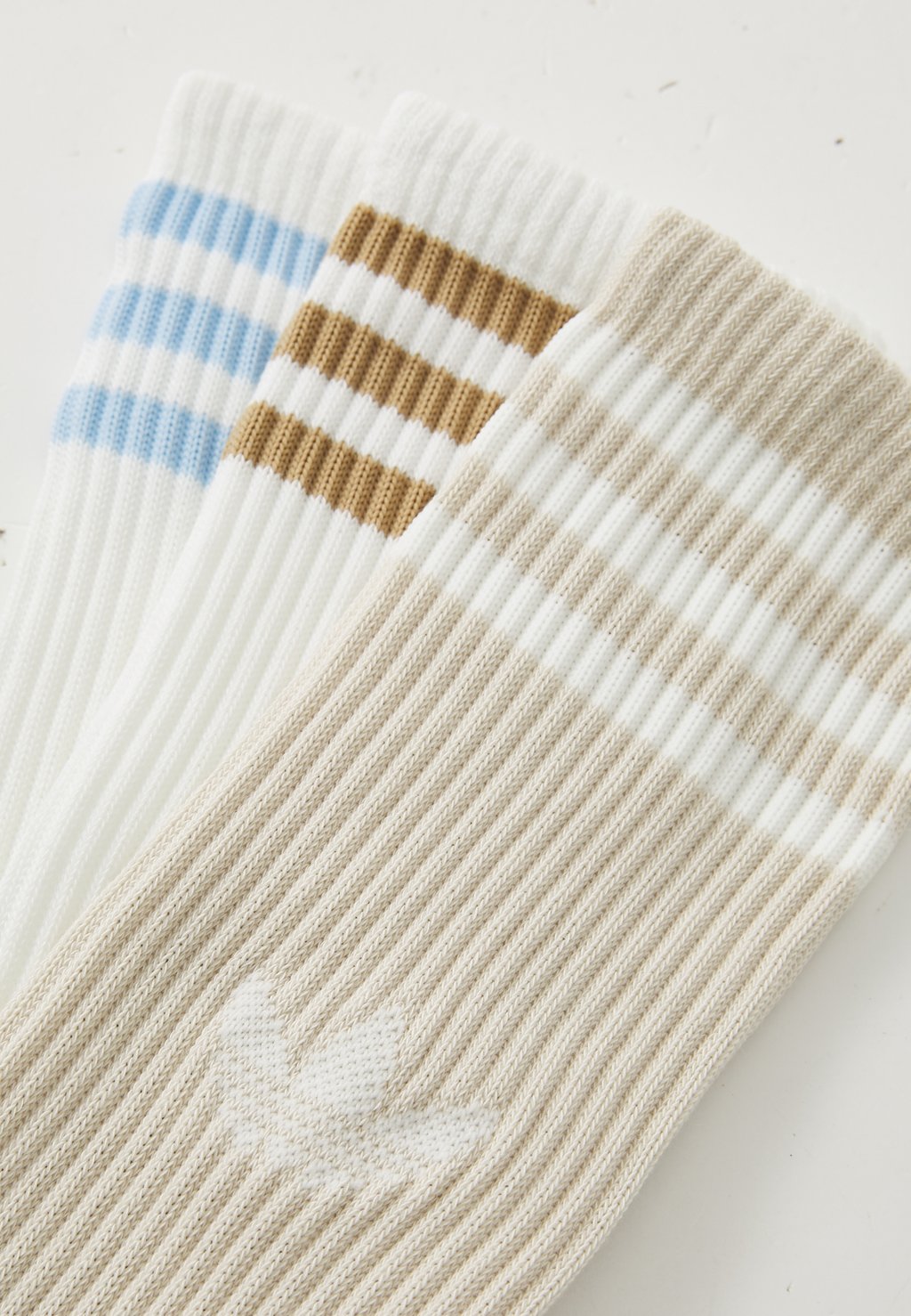 Носки HIGH UNISEX 3 PACK Adidas Originals, кремовый — фото 3