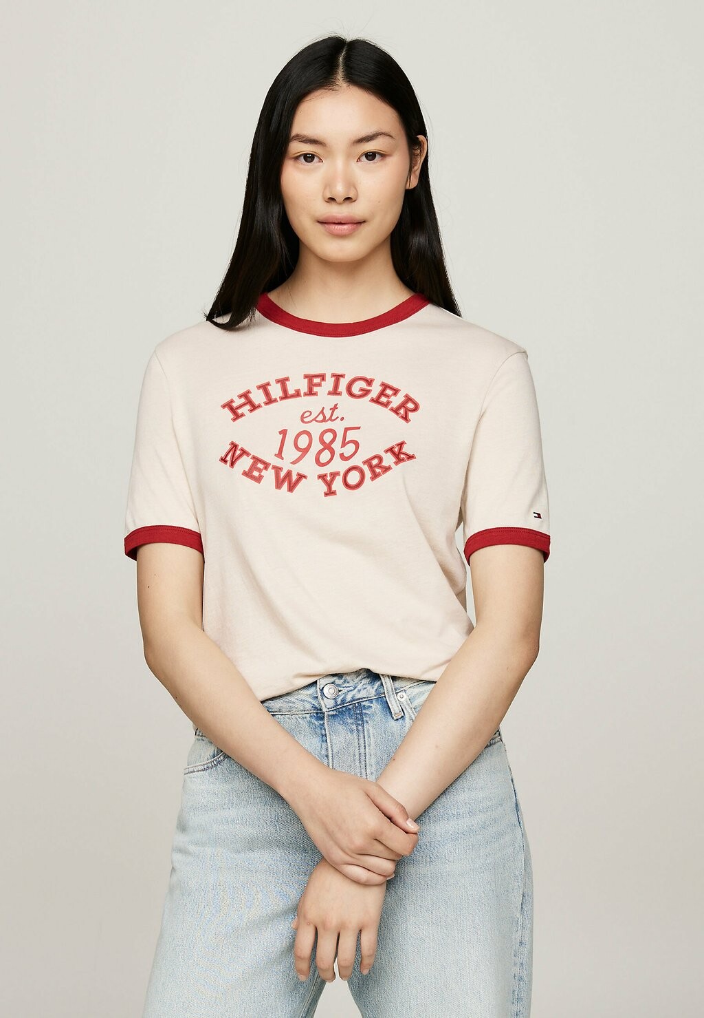 

Футболка с принтом VARSITY RINGER Tommy Hilfiger, бежевый