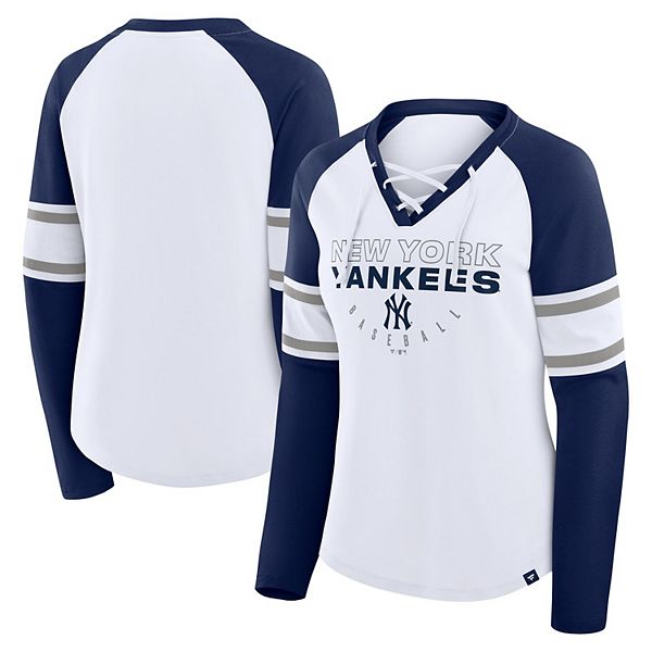 

Женская бело-синяя бейсболка New York Yankees Blitz Package Raglan с кружевной шнуровкой и длинными рукавами Fanatics