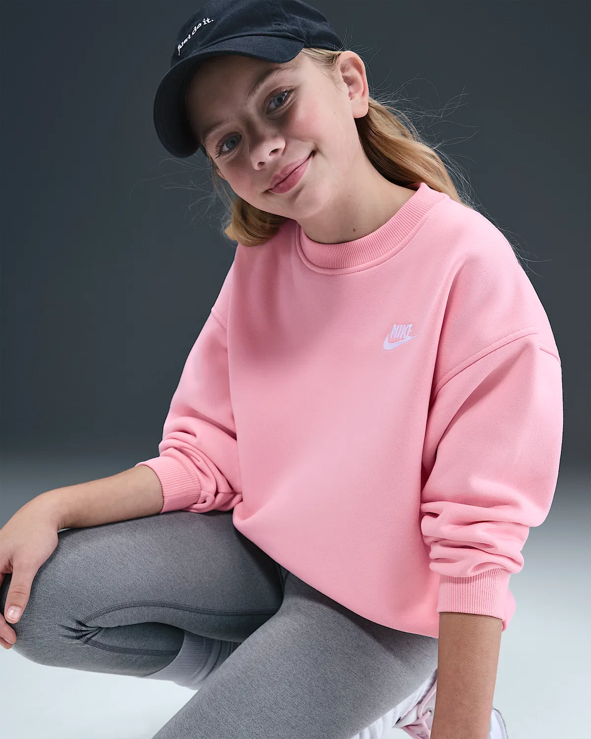Детская увеличенная толстовка Nike Sportswear Club Fleece, Medium Soft Pink/Medium Soft Pink/White — фото 3