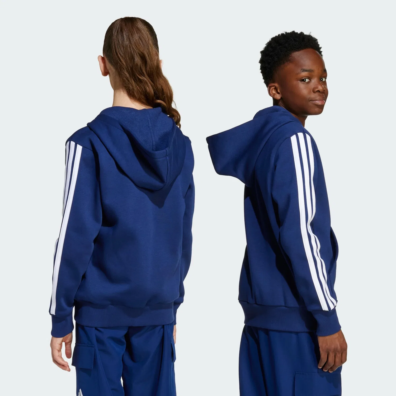 Толстовка на молнии Adidas Sportswear Essentials темно-синего цвета — фото 3
