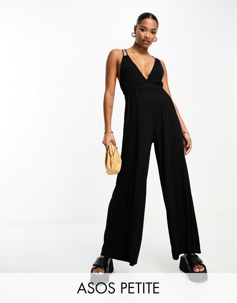 

Черный пляжный комбинезон с двумя бретелями ASOS DESIGN Petite