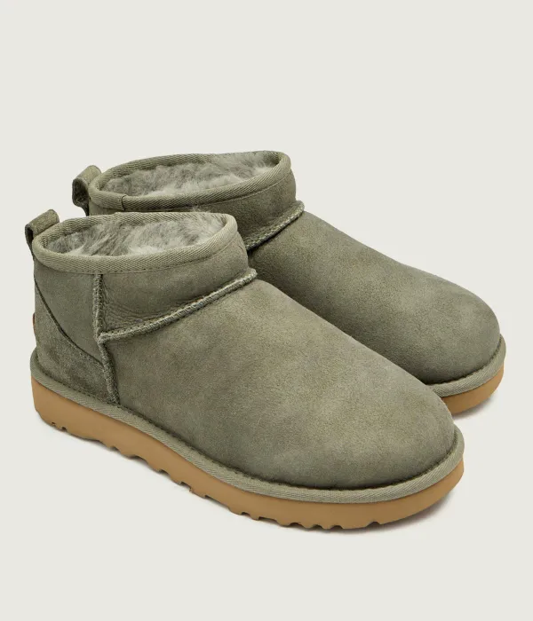 Классические ультрамини кожаные зимние ботинки Ugg, зеленый — фото 3