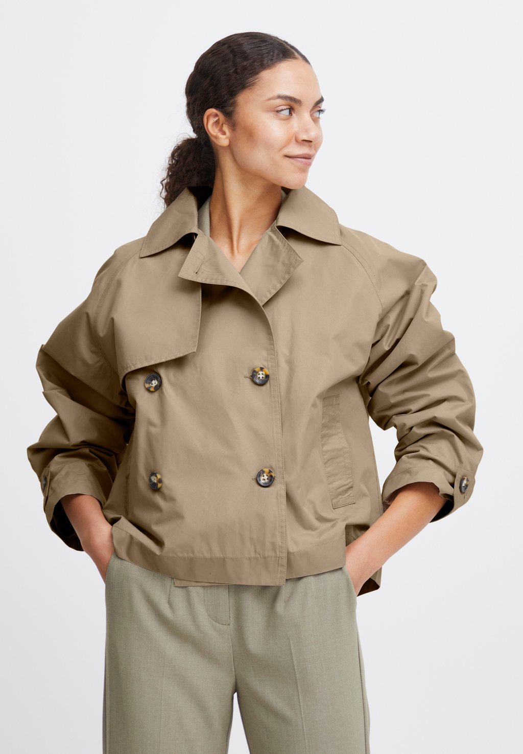 

Летняя куртка BYCALEA b.young by Zalando, песочный