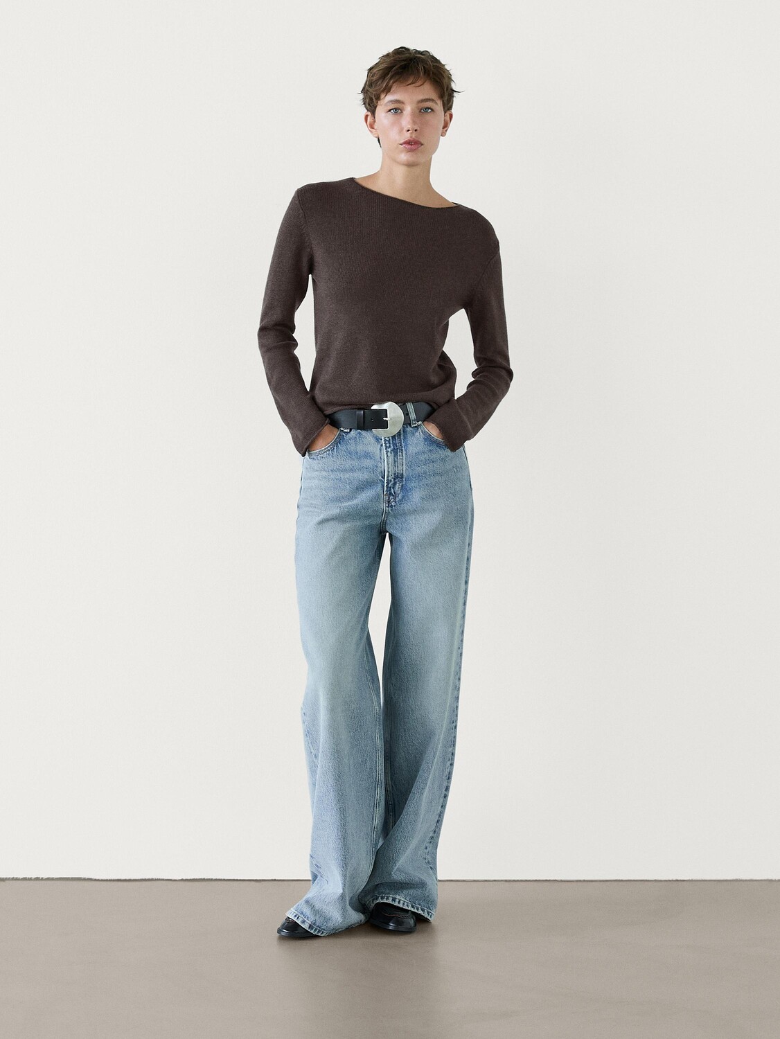 

Шерстяной свитер тонкой вязки с отделкой Massimo Dutti, коричневый