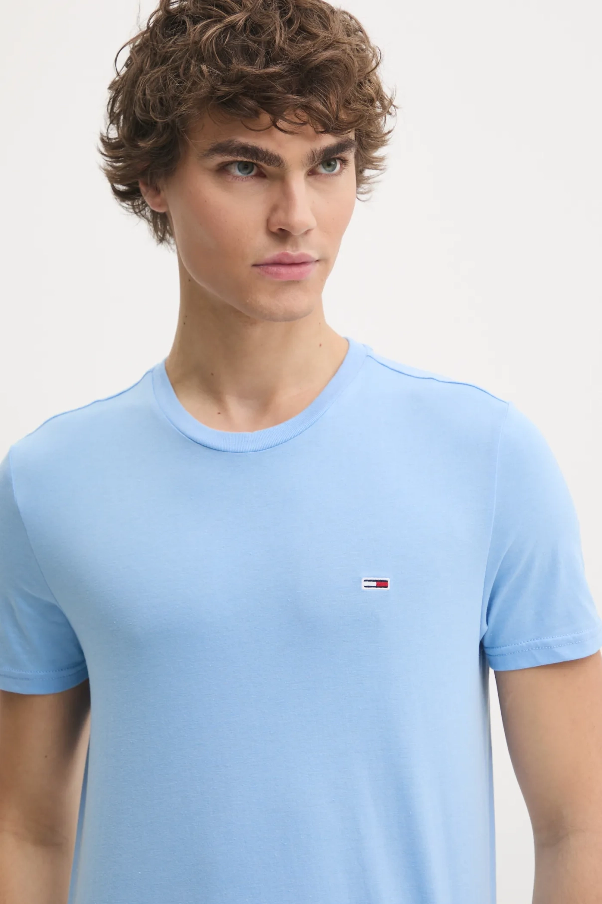 

Футболка Tommy Jeans, синий
