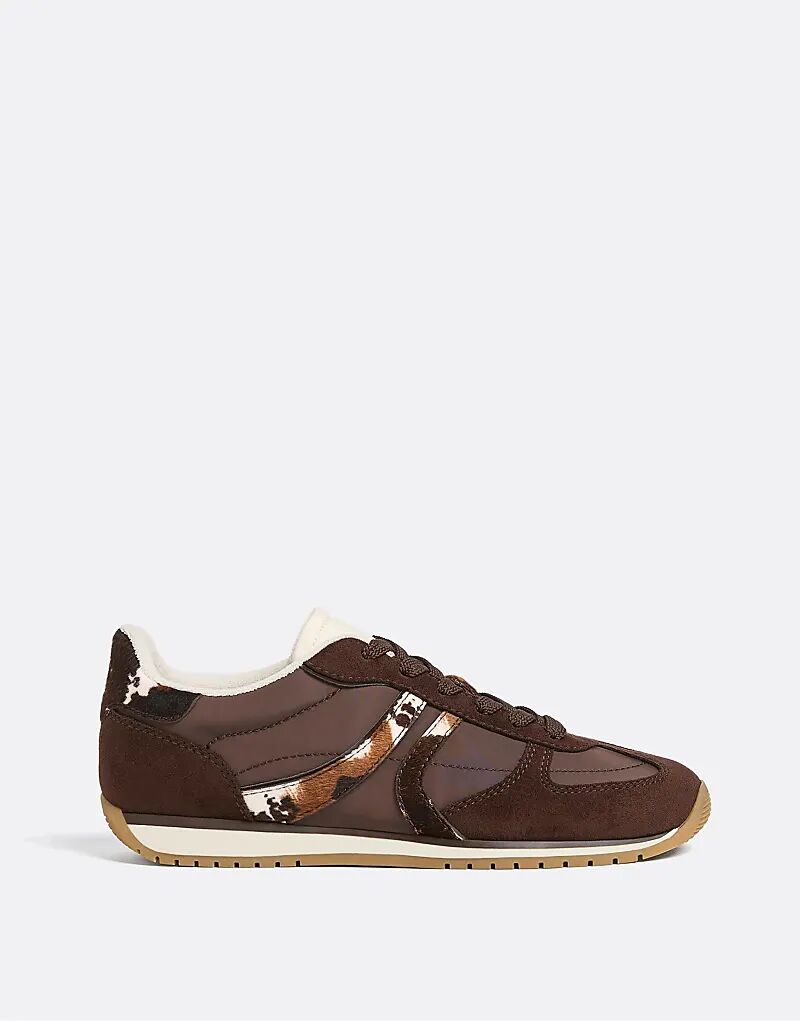 Спортивные туфли Stradivarius Animal Print коричневого цвета