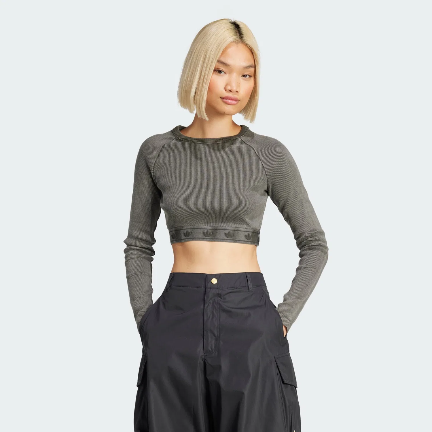 Футболка Adidas Originals Essential, темно-серый — фото 2