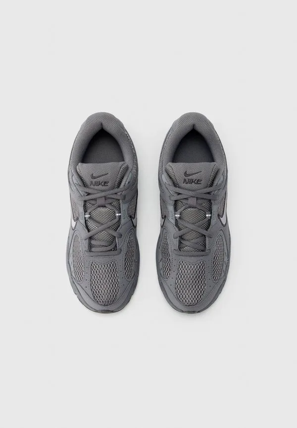 Кроссовки v5 унисекс Nike Sportswear, Pencil Point/Atmosphere Grey/Iron-Coloured — фото 4