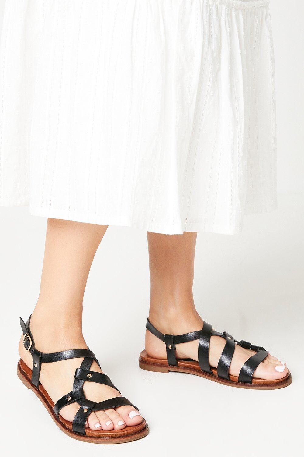 

Асимметричные сандалии на плоской подошве Benji с заклепками Raw Edge Oasis, черный