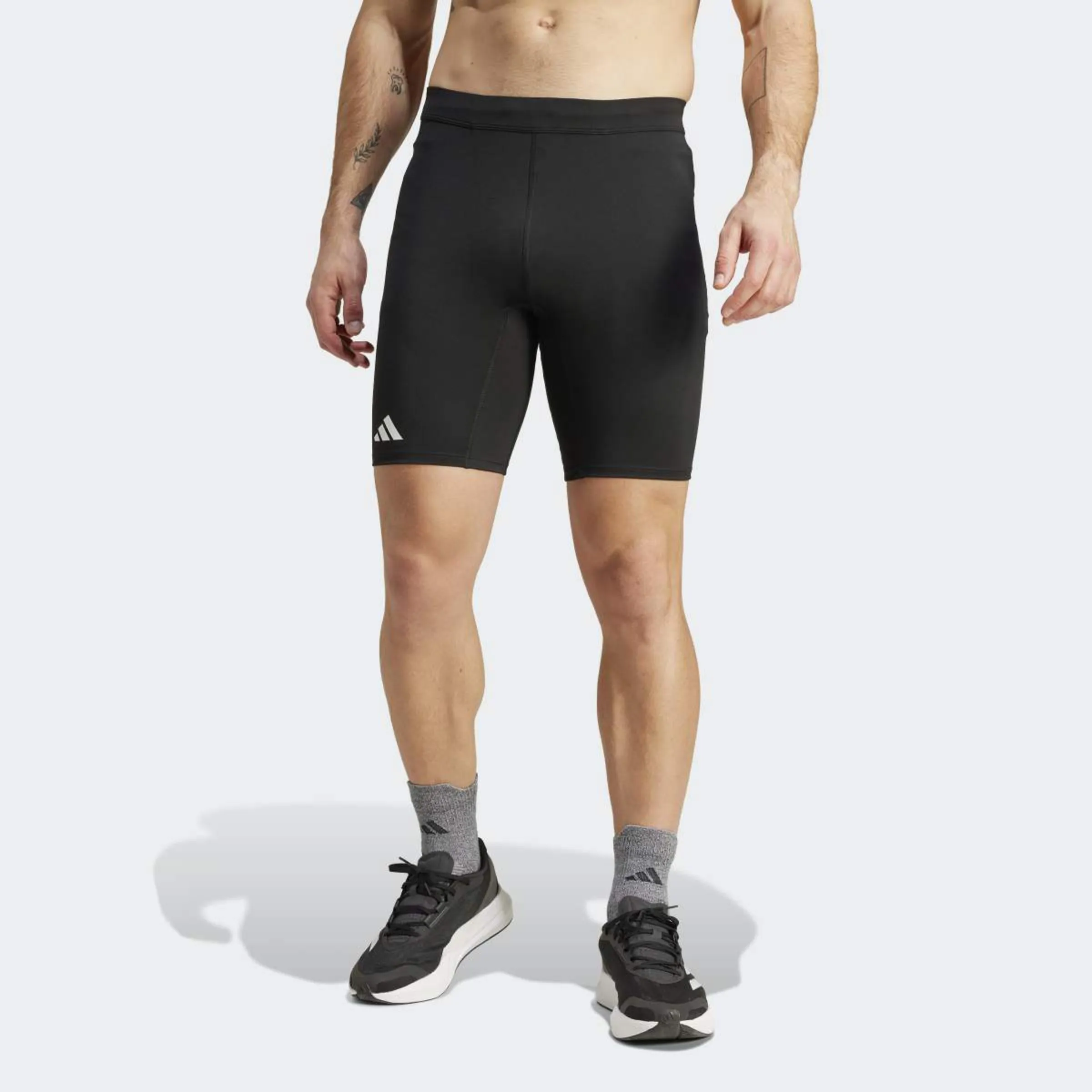 

Короткие мужские шорты для бега Adizero Essentials Adidas, черный