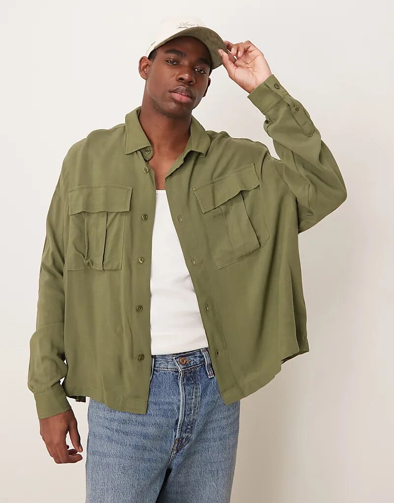 

Объемная свободная рубашка цвета хаки с карманами ASOS DESIGN