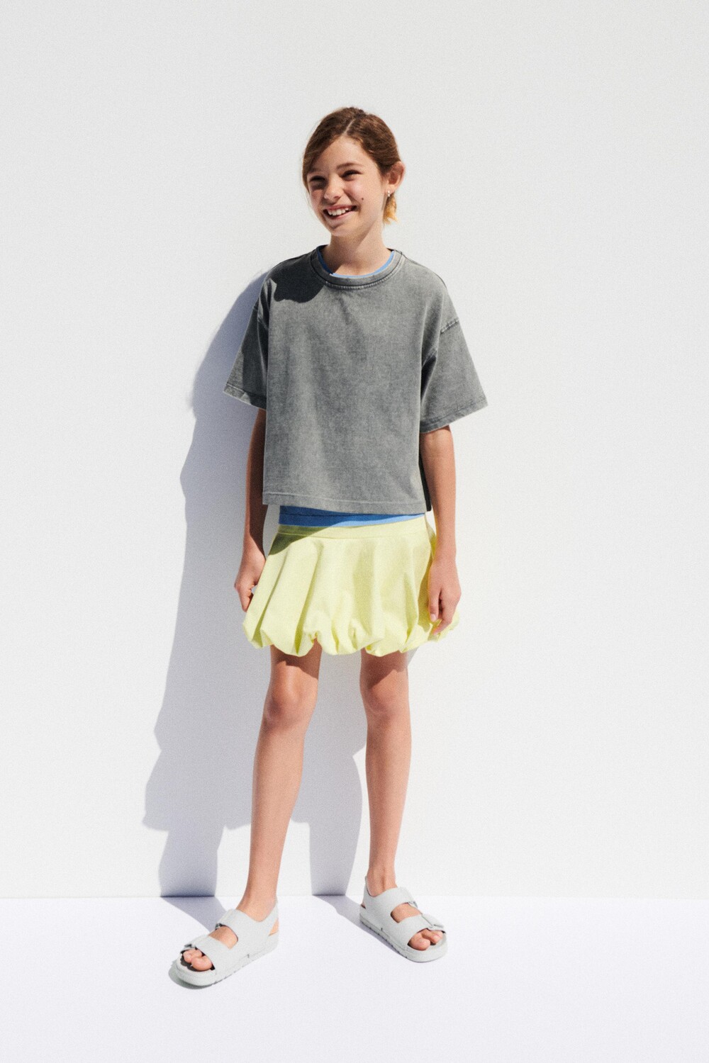 

Сандалии прорезиненные ZARA, серый