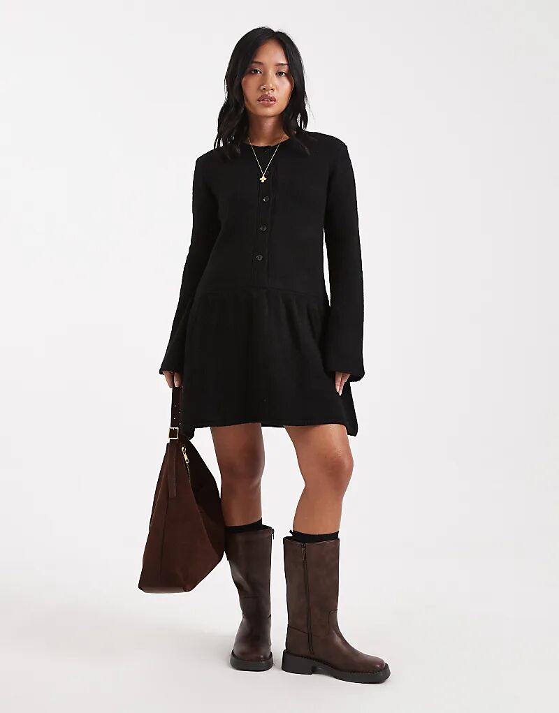 

Мягкое трикотажное мини-платье Vero Moda Petite с пуговицами спереди, черного цвета