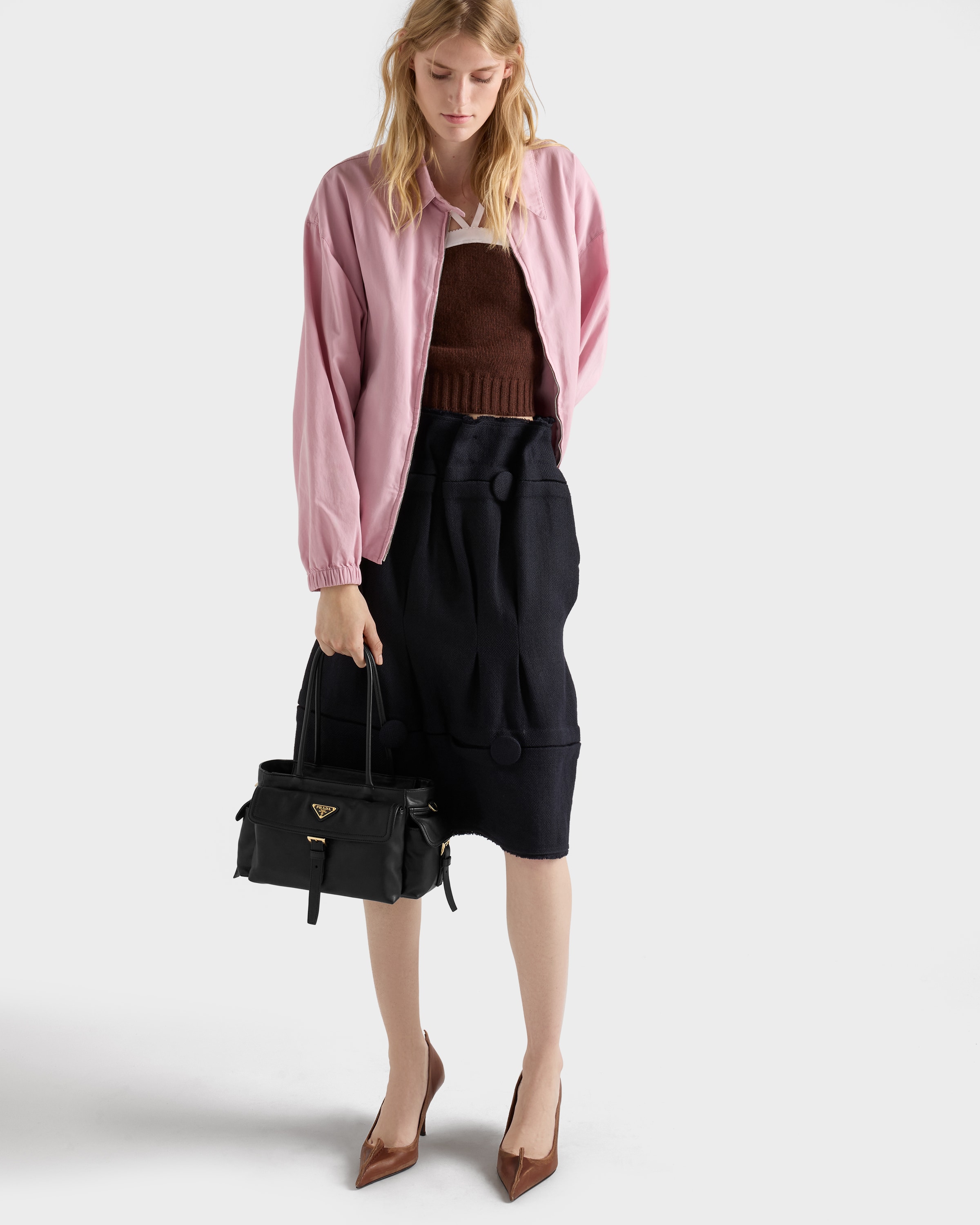 Сумка-тоут Prada Explore среднего размера из наппа-кожи Prada, черный — фото 2