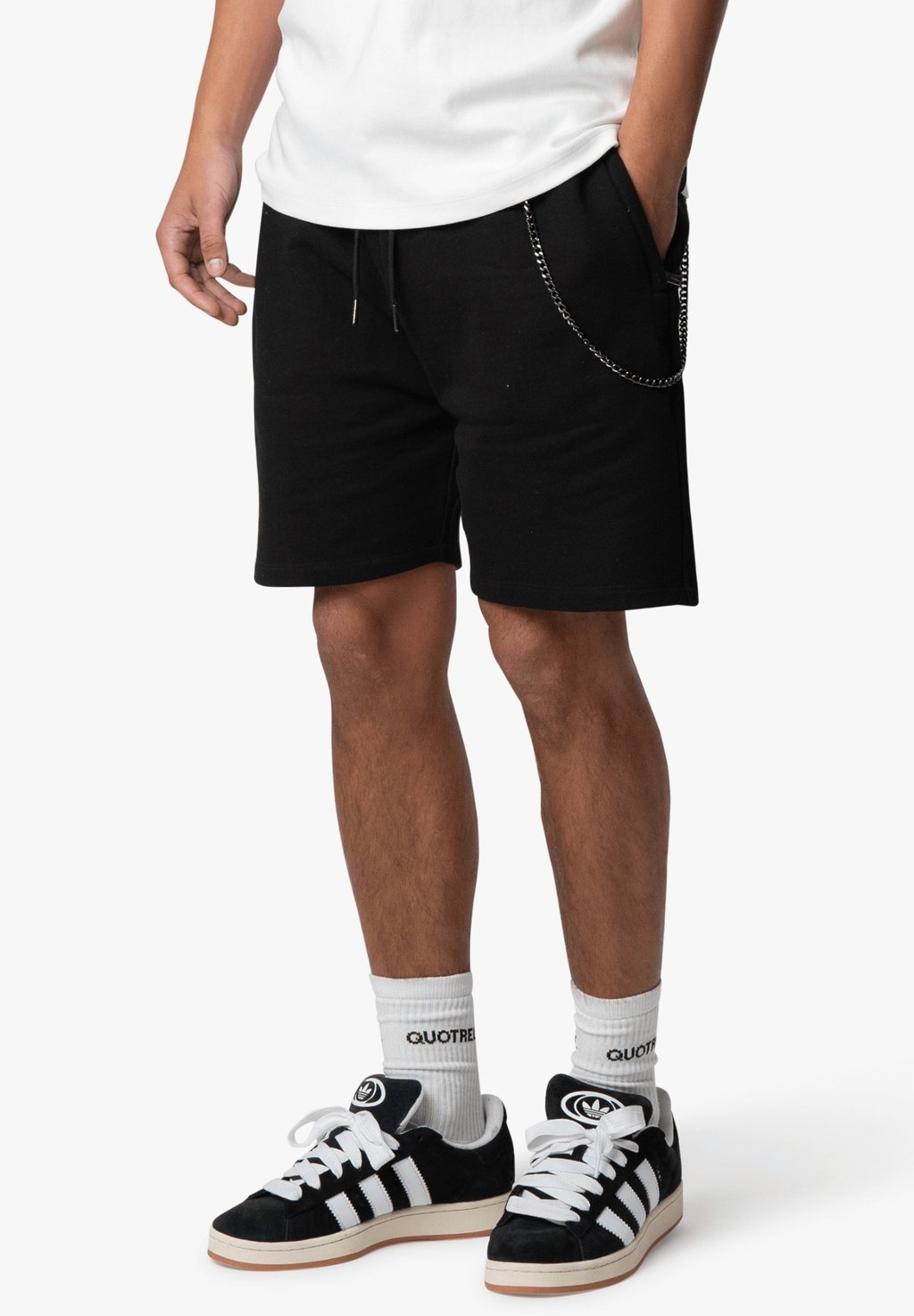

Шорты BLANK - Tracksuit bottoms Quotrell, черный