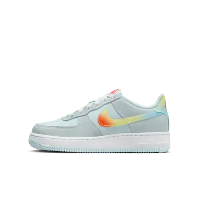 

Кроссовки Nike Air Force 1, цвет Glacier Blue/Light Lemon Twist/Aquarius Blue/Total Orange