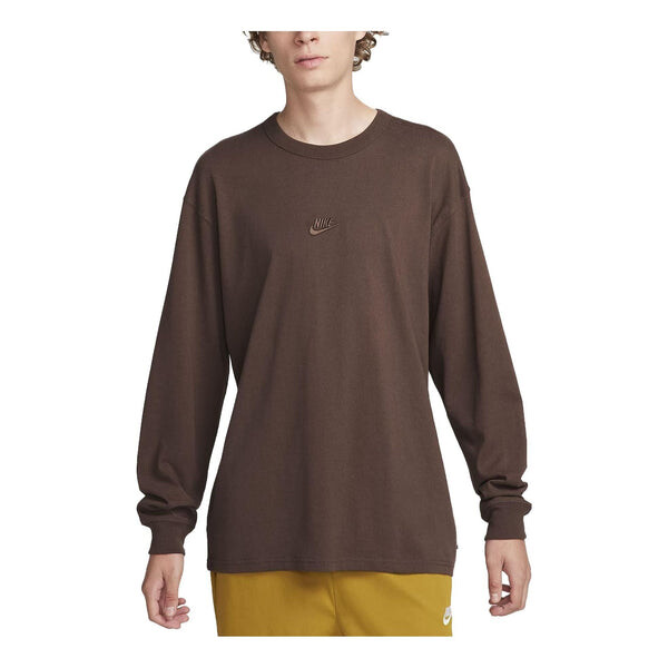 

Футболка sportswear premium essentials long-sleeve t-shirt 'baroque brown' Nike, коричневый