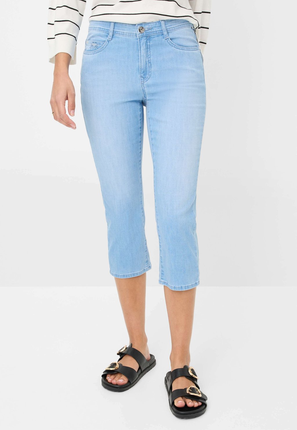 

Джинсовые шорты STYLE MARY BRAX, цвет Used Bleached Blue
