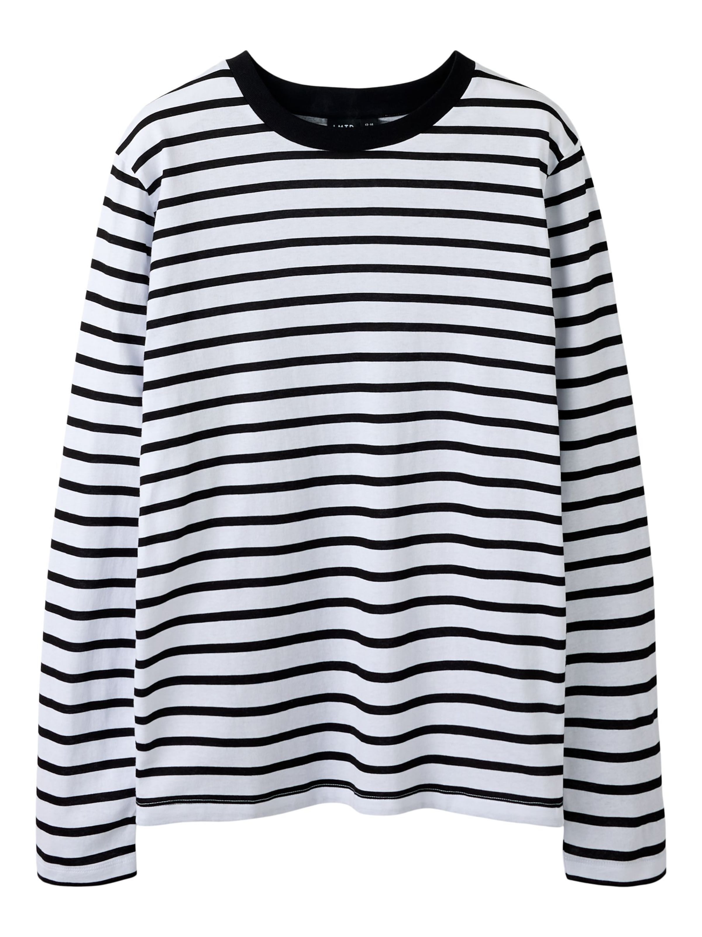 

LMTD Лонгслив в черном цвете