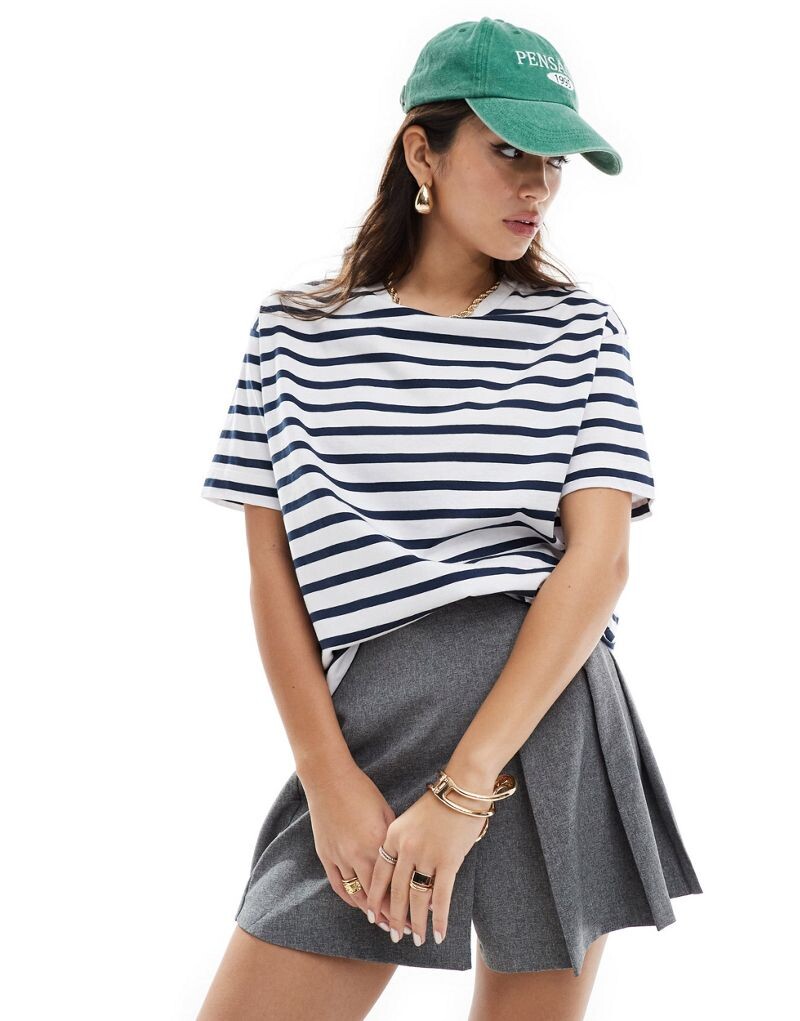 

Pull&Bear – футболка оверсайз в черно-белую полоску
