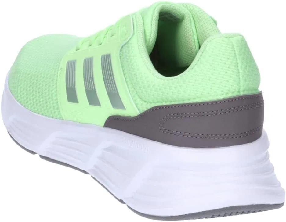 Мужские беговые кроссовки Adidas Galaxy 6, Charcoal Linen Green Met Green Spark — фото 4