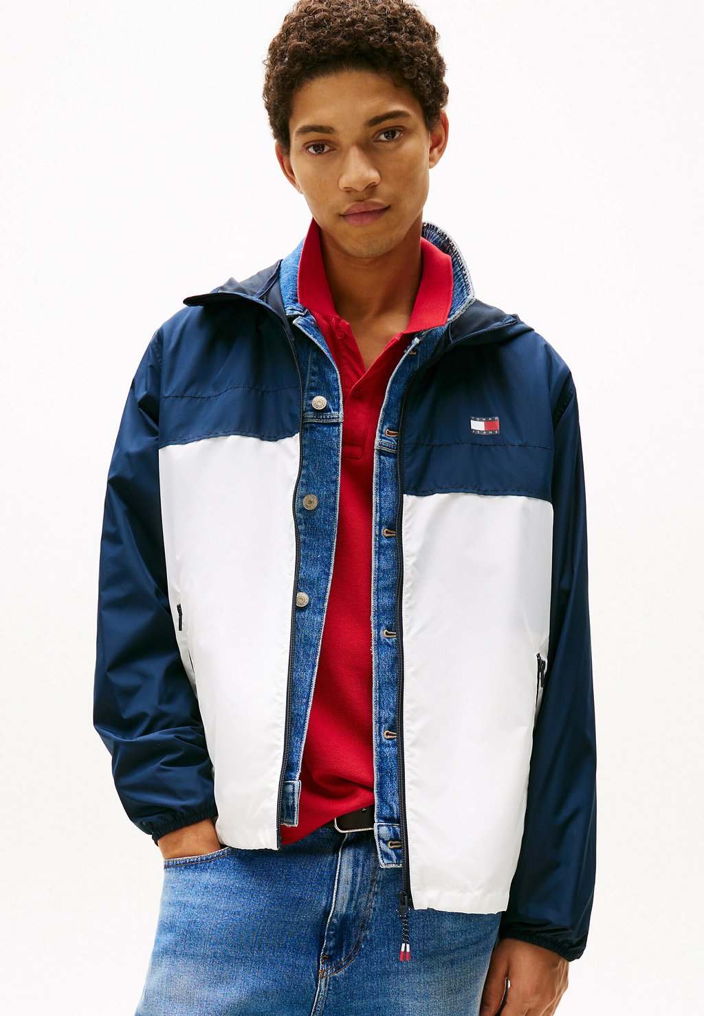

Демисезонная куртка CHICAGO Tommy Jeans, темно-синий