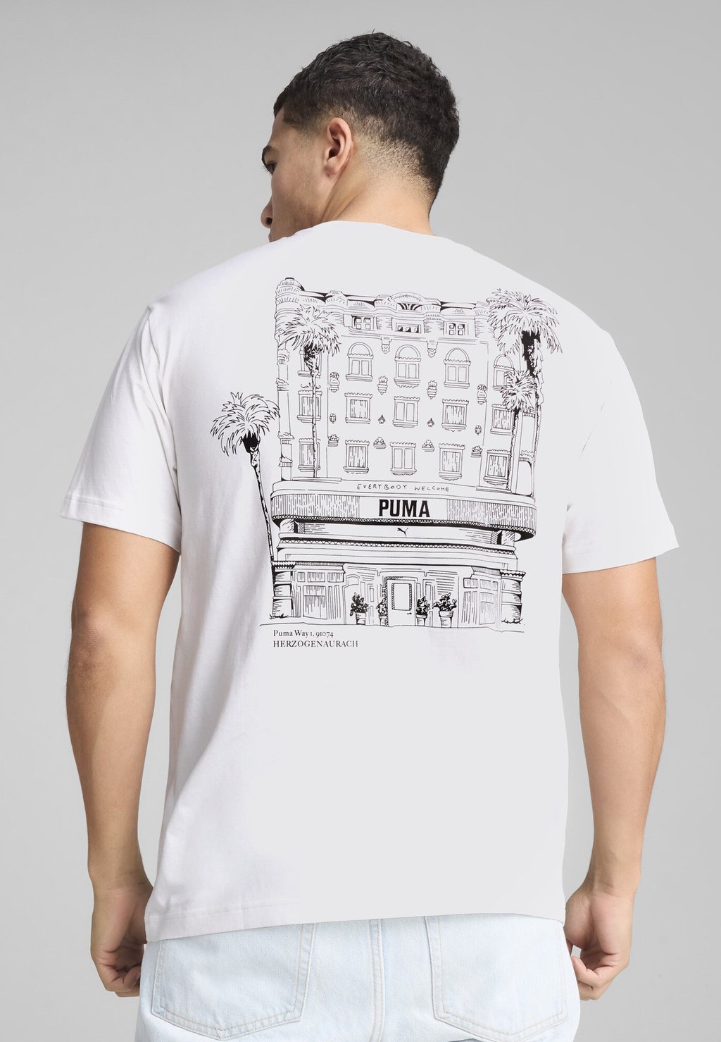

Футболка с принтом GRAPHICS HOTEL Puma, белый