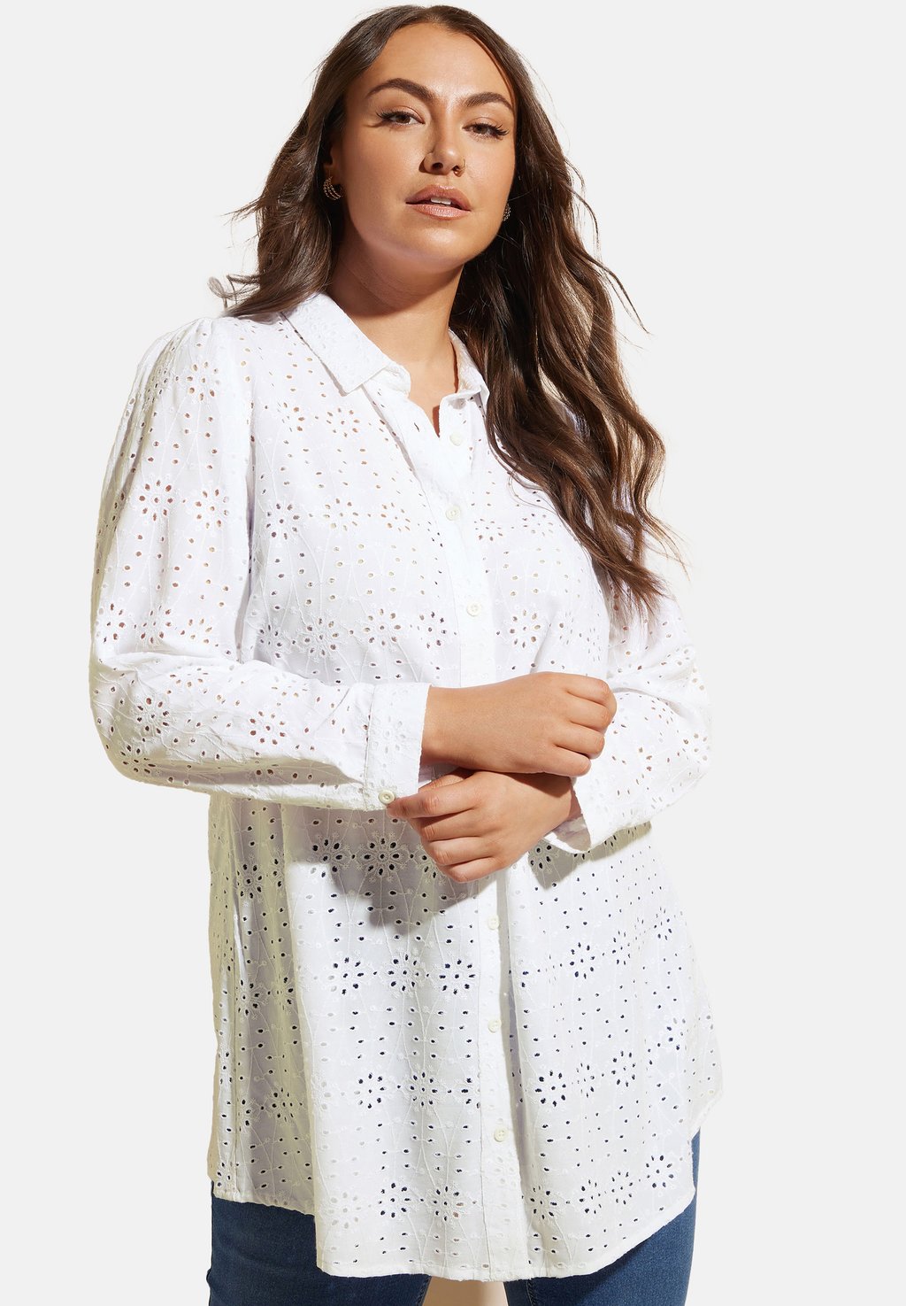 

Блузка на пуговицах CURVE BRODERIE ANGLAISE LONG SLEEVE Yours Clothing, белый