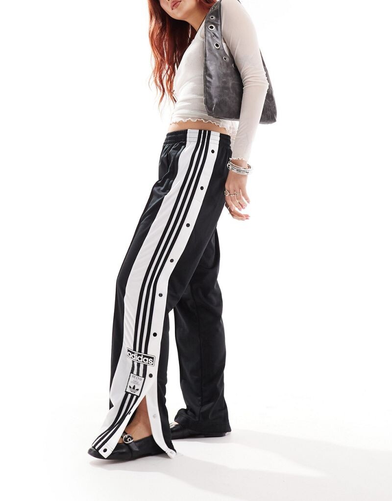 

Черные спортивные брюки с логотипом adidas adicolor adibreak