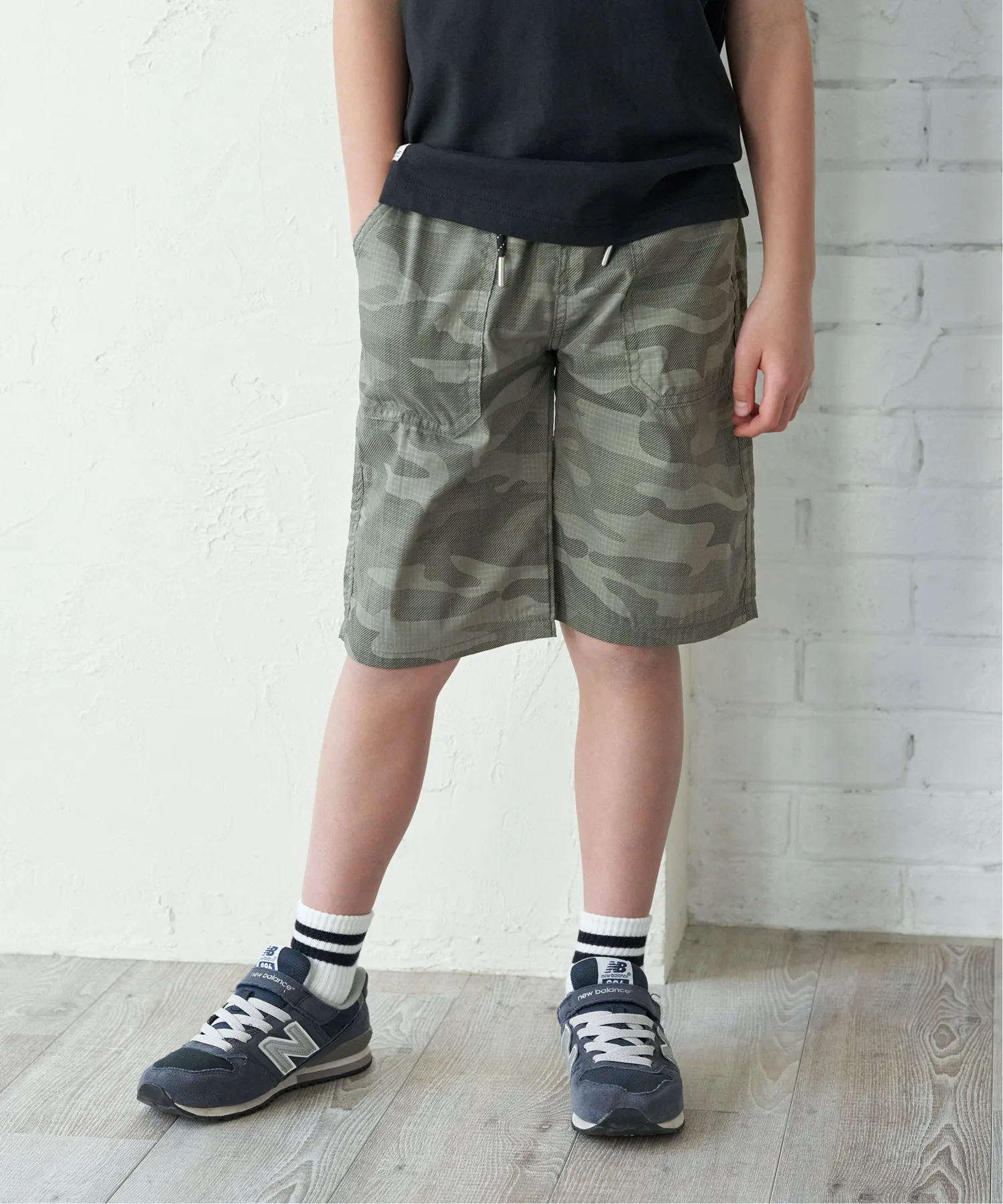 (Легкие и прохладные) Эластичные рваные шорты (120-160 см) Ikka, Olive Green