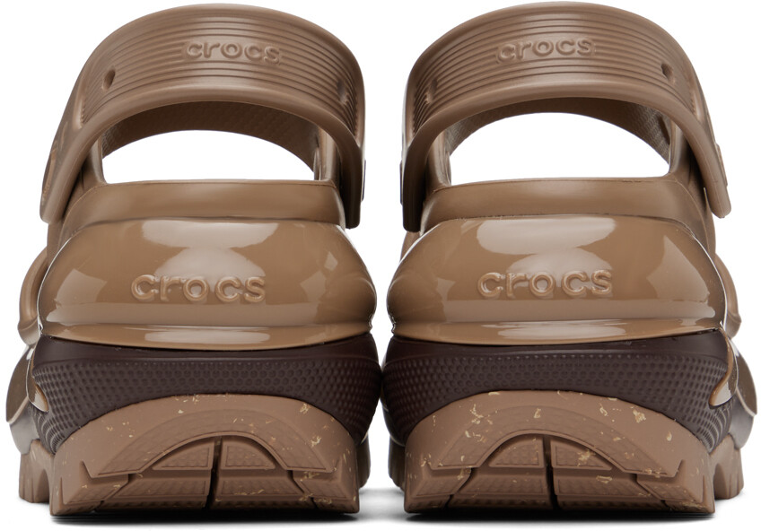 Коричневые сандалии Mega Crush Crocs — фото 2