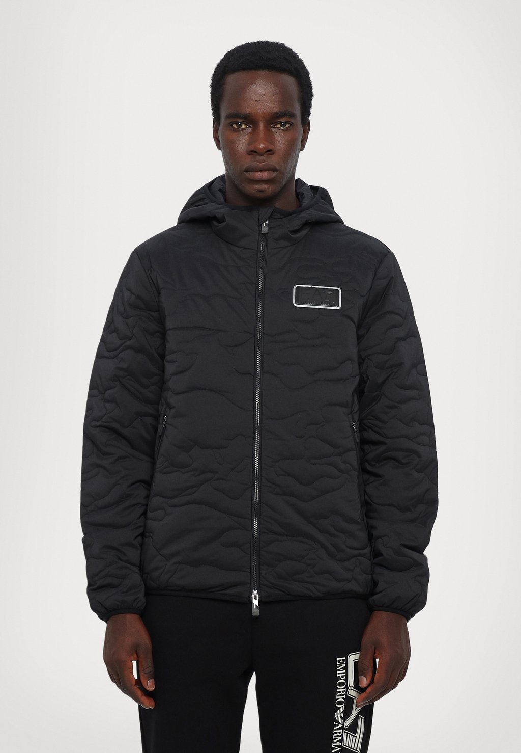

Зимняя куртка GIUBBOTTO EA7 Emporio Armani, черный