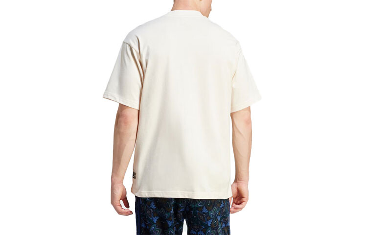Футболка с ПРЕМИУМ-ГРАФИЧЕСКИМ принтом для мужчин Wonder White Adidas Originals, цвет Wonder White — фото 2