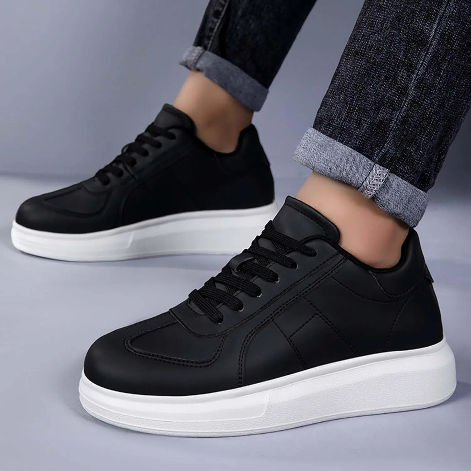 Кроссовки Lässige weiße Sneaker mit Plateau und integrierter Höhenverstellung für gepolsterte Sohle und modernen Alltagslook Generic, Schwarz — фото 3