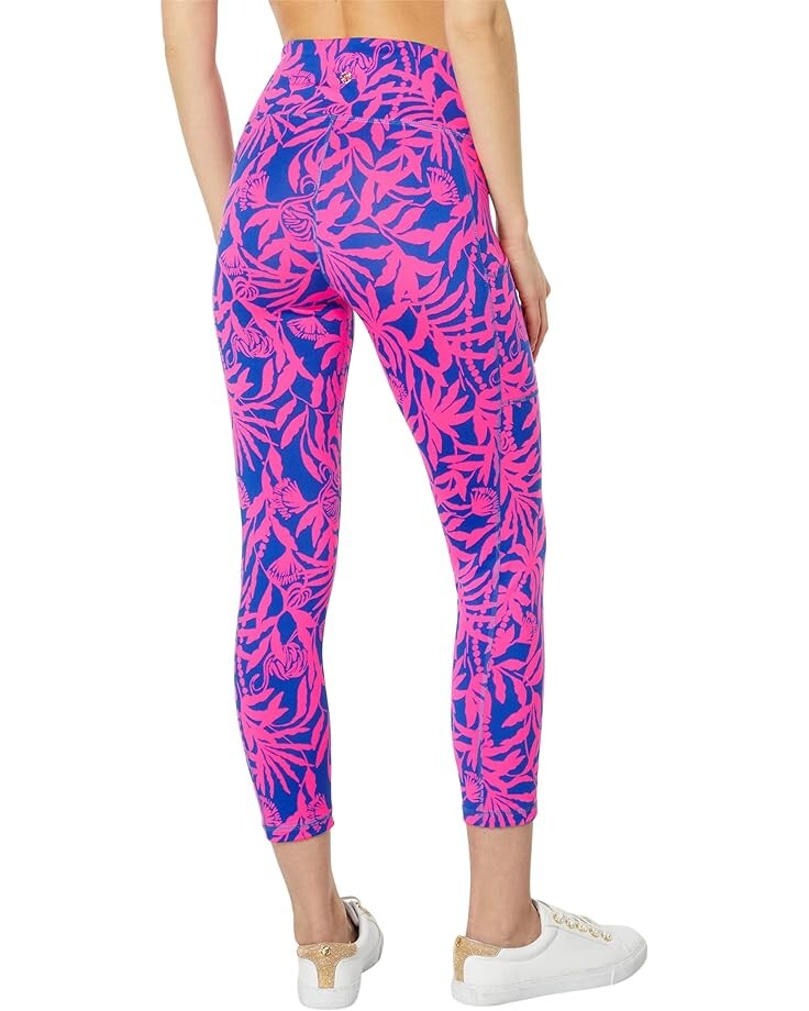 

Брюки Lilly Pulitzer UPF 50+ High-Rise Leggings, цвет Pink Grenadine Flocking To Paradise