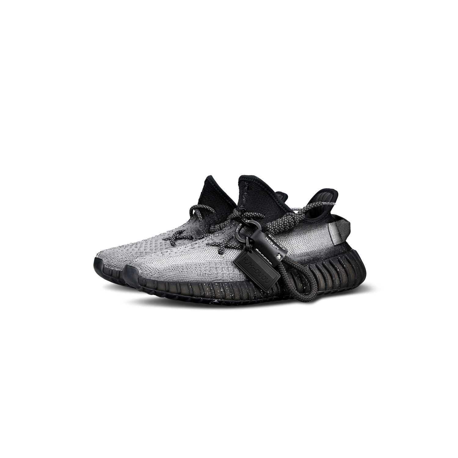 Кроссовки adidas originals Yeezy Boost 350 V2 Lifestyle Shoes Unisex Low-top Black/silver, черный/серебряный — фото 3