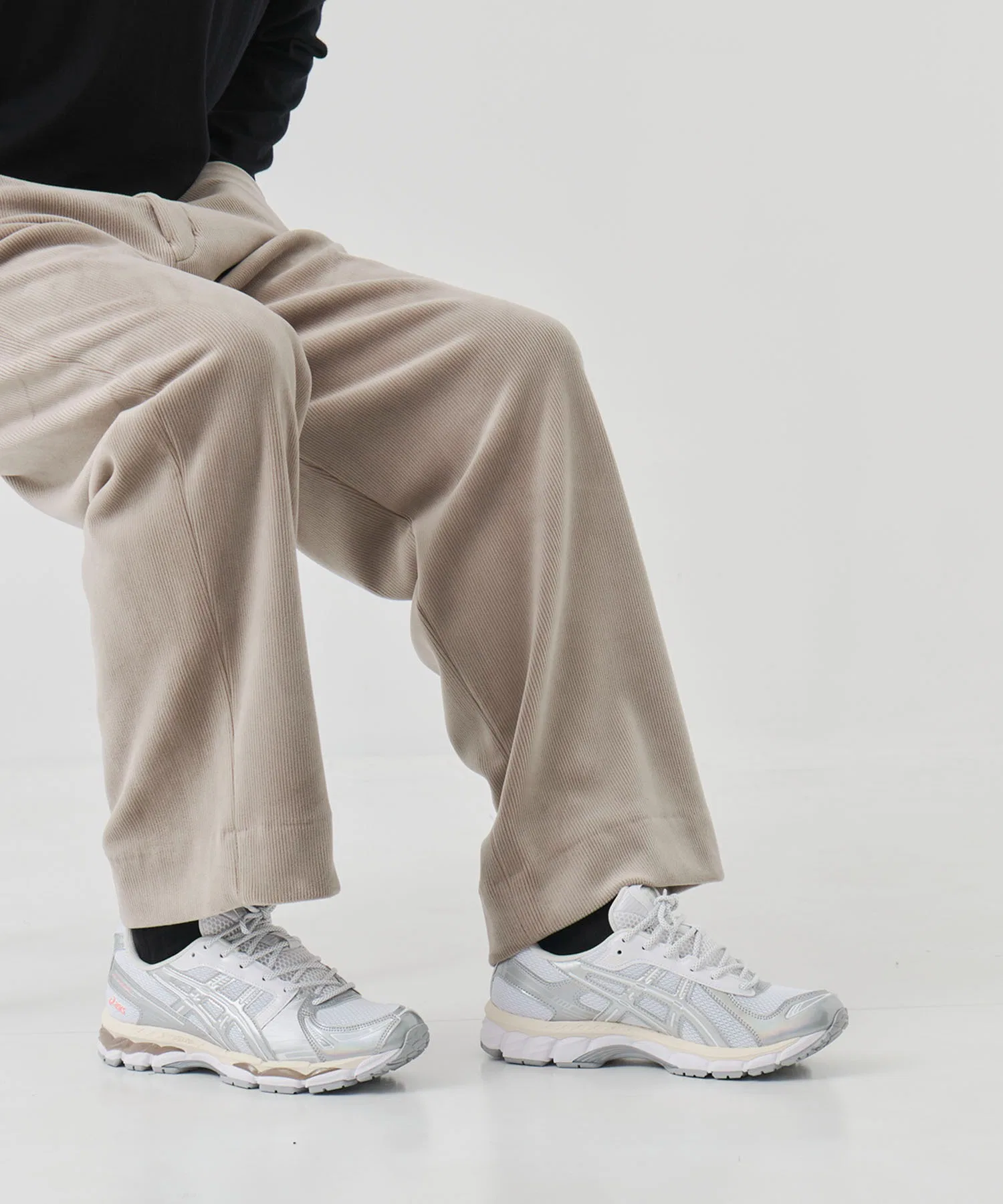Мужские кроссовки ASICS GEL-KAYANO 12.1 для спорта белые