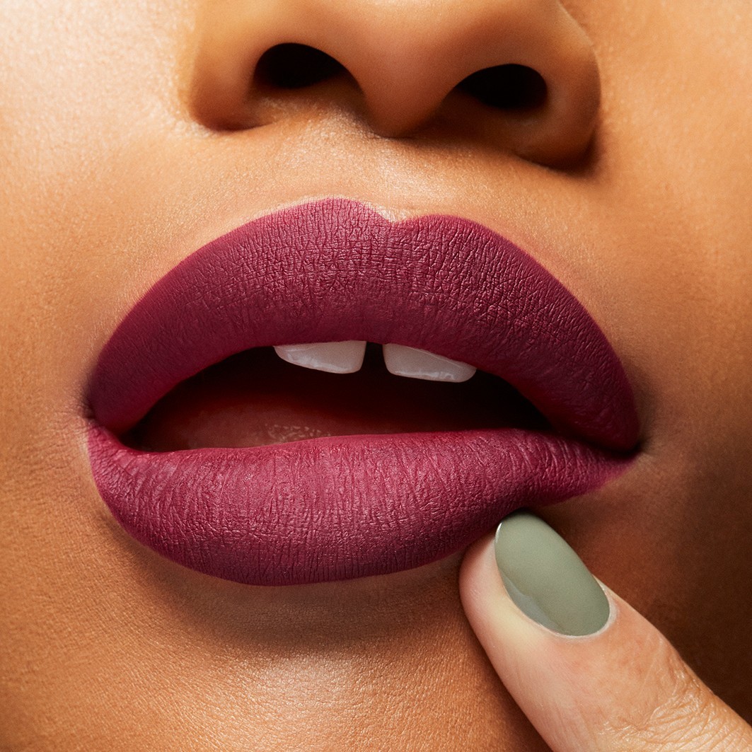 Помада для губ m·a·c locked kiss ink 24hr lipcolour Mac, fruitful, объем 5 мл — фото 4