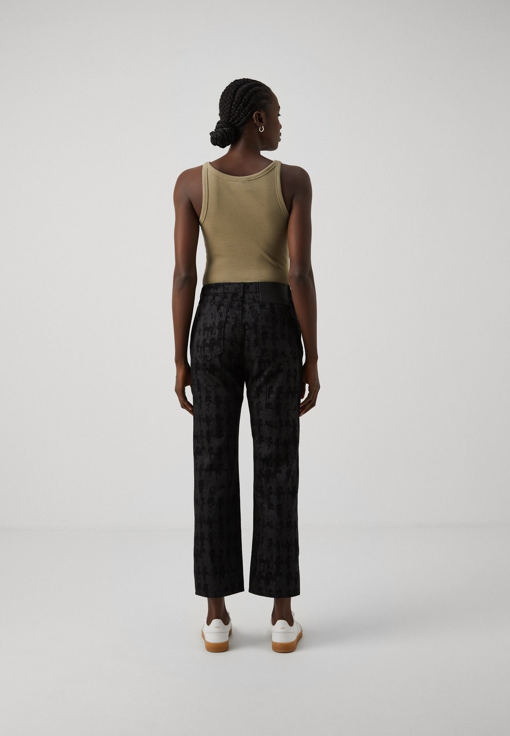 

Прямые джинсы Kameo Pants KARL LAGERFELD, черный