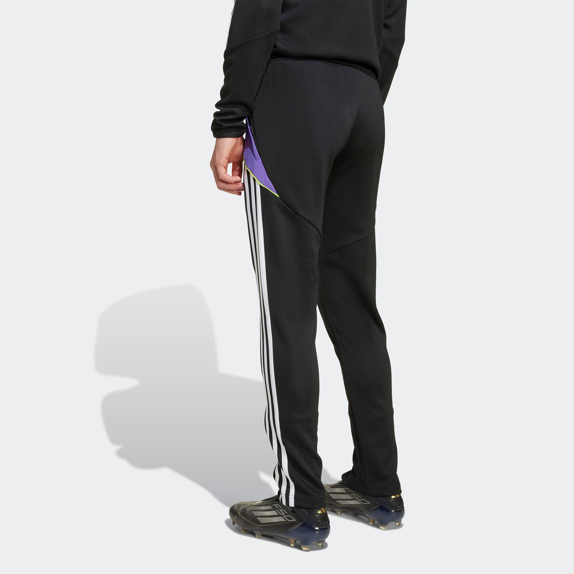 Adidas Performance Узкие спортивные штаны 'Tiro 24' черного цвета — фото 4
